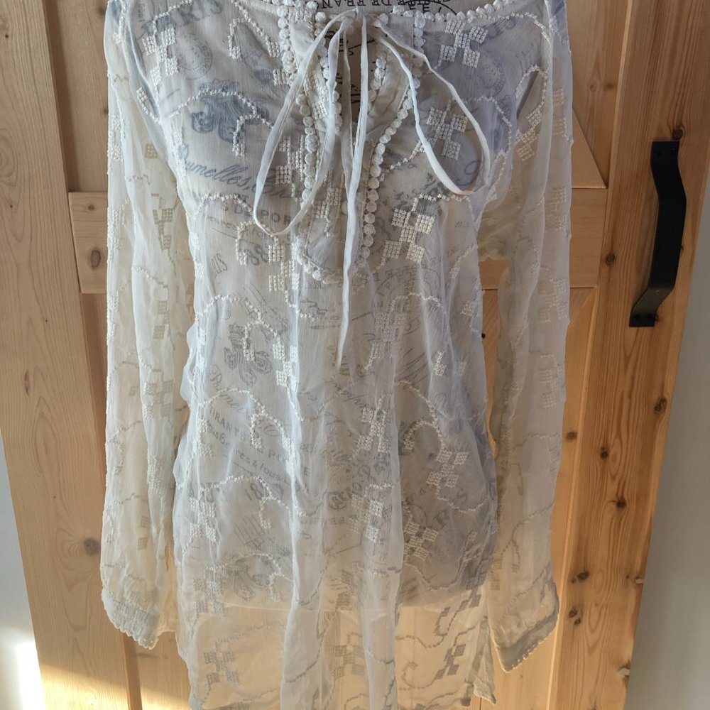 A Personal Touch Embroidered Sheer Tunic Off White Women S/M